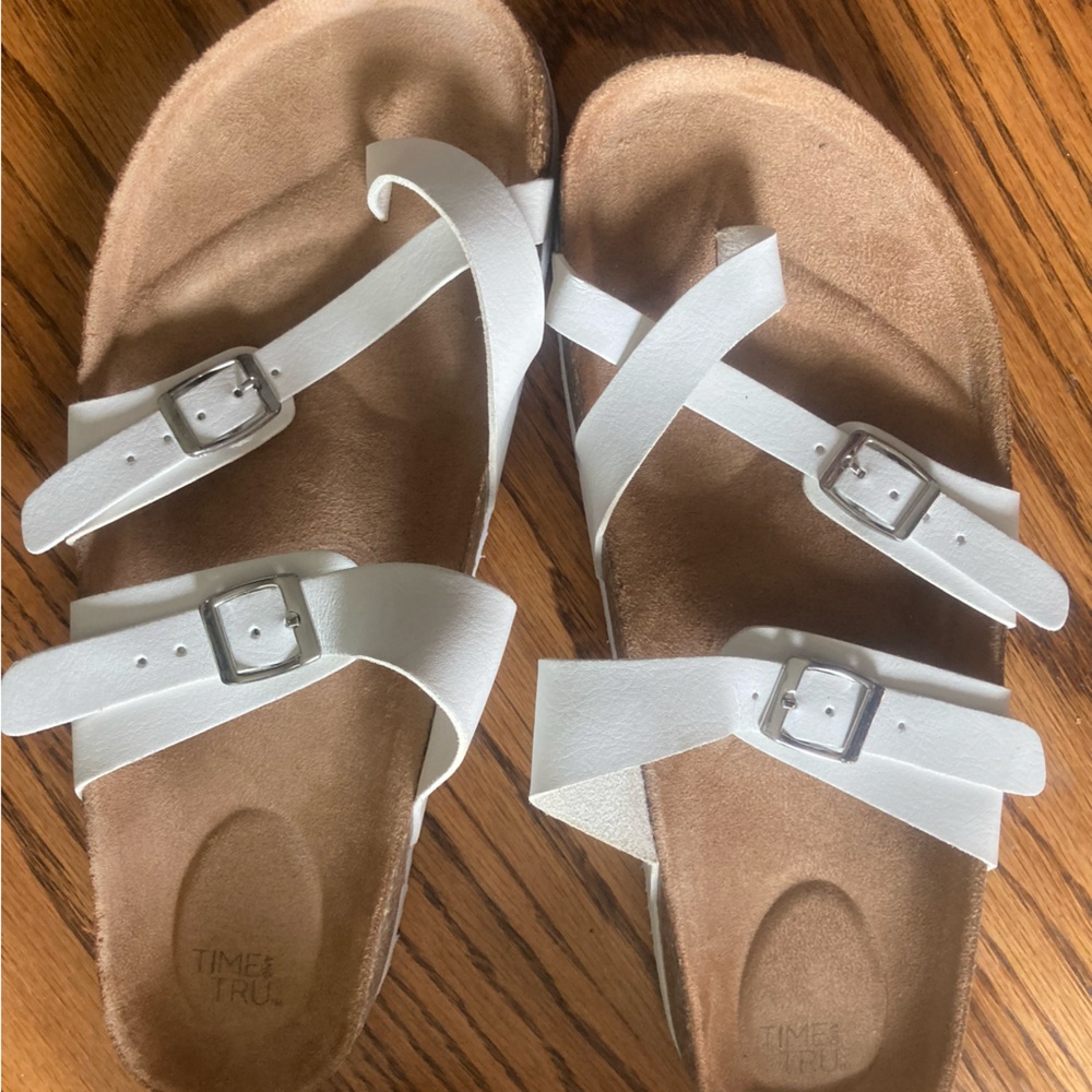 Women’s sz 10 sandals NWOT